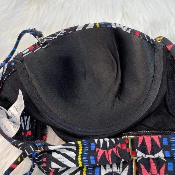 NWOT Bar III Multicolored Bikini Top Large - Picture 11 of 13